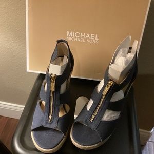 Damita Wedge sandal by Michael Michael Kors Navy size 7
